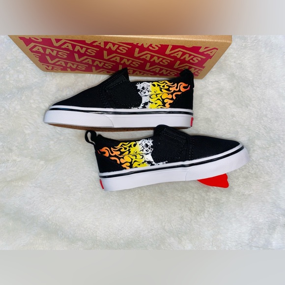 NIB Toddler Vans - Picture 6 of 8